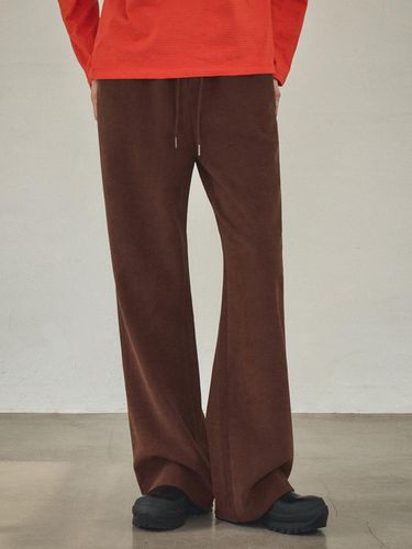 P3210 Velvet Corduroy BANDING Pants_Brown - vanone atelier - Modalova