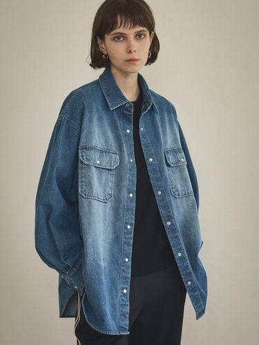 A3502 Two-Pocket Denim Shirt - vanone atelier - Modalova