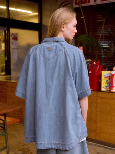 Washed Denim Half Sleeve Shirt () - DTHIRTYONE - Modalova