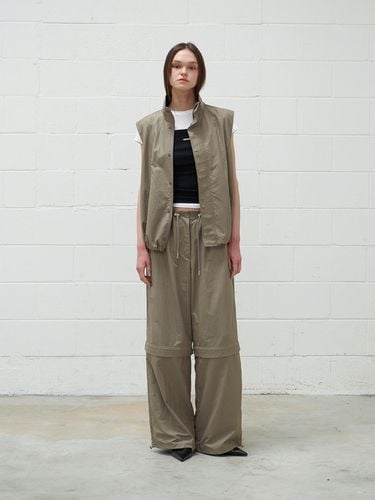 Glossy Twin Wide Pants Khaki - fromwhere - Modalova