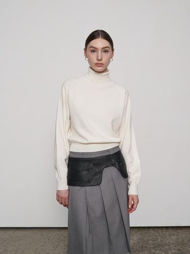 Wool Turtleneck Sweater - fromwhere - Modalova