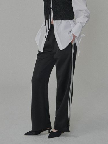 Side Lace Track Pants_Black - OPENING SUNSHINE - Modalova