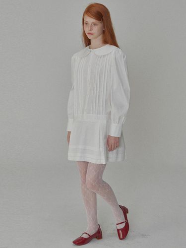 Round Collar Pin-tuck Mini Dress_White - OPENING SUNSHINE - Modalova