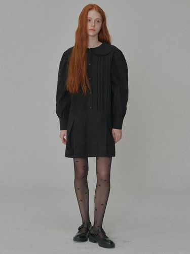 Round Collar Pin-tuck Mini Dress_Black - OPENING SUNSHINE - Modalova