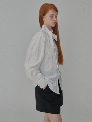 Puff Sleeve Tie Cotton Blouse_White - OPENING SUNSHINE - Modalova