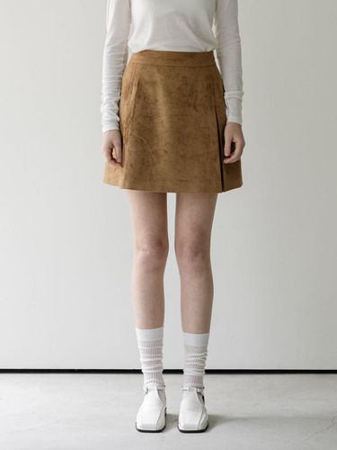 Suede mini skirt - camel - CLUNY - Modalova