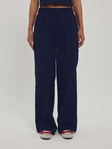 Back to Back Cotton Wide Pants_Navy - MENASOO - Modalova