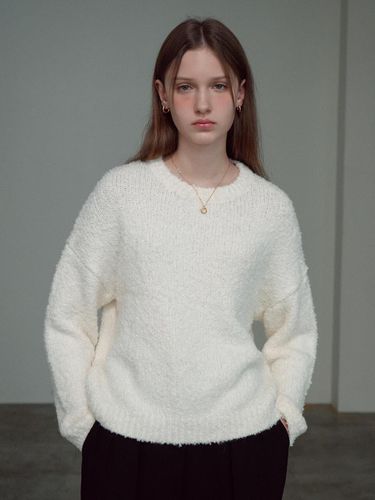 Wool Furry Round Knit - VLETI - Modalova