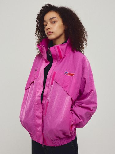 Shinee Windbreaker_Pink - MENASOO - Modalova