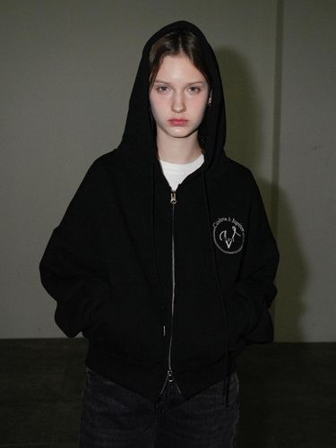 Main Logo Needlework Hood Zip-up (Black) - VLETI - Modalova