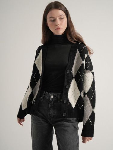 V-neck Oversized fit Argyle Knit Cardigan (Black) - VLETI - Modalova