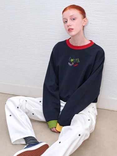 LOVE IS NEXT DOOR SWEATSHIRT navy - DAISY SYNDROME - Modalova