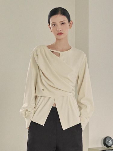 Poshili neck accentuated wrap blouse - MICANE - Modalova