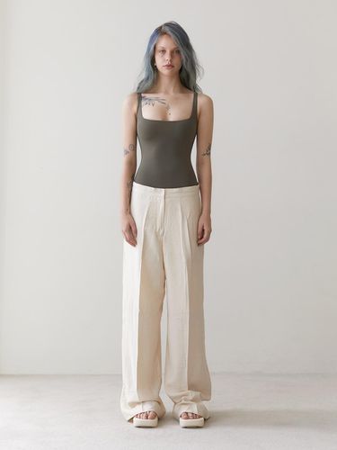 String wide pants beige - REVOIRSIS - Modalova