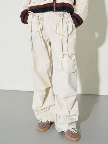 Two tuck pocket cargo pants - ILLIGO - Modalova