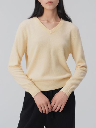 Cashmere Essential V-Neck Yellow - JRIUM - Modalova