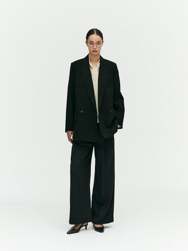 Two tuck semi-wide pants EMO7WPT050 (2 COLOR) - E.B.M (Edition by Michaa) - Modalova