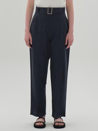 Belted round pants_hush navy - Jun by Jun k. - Modalova