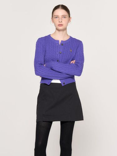 New Classic Wool Cable Crew Neck Cardigan [PURPLE] - GENERAL IDEA - Modalova