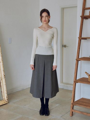 IT_Solid color tuck skirt_2color - itte - Modalova