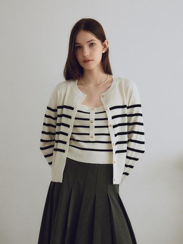 IT_Stripe cardigan two-piece set_2color - itte - Modalova