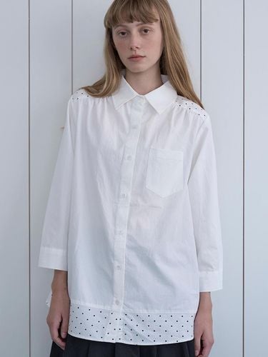 Dot shirring shirt_white - VANISHMENT - Modalova