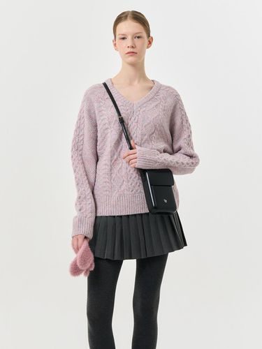 Wool cable Raglan V-neck pullover [PINK] - GENERAL IDEA - Modalova