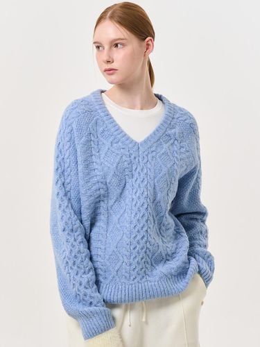 Wool cable Raglan V-neck pullover [BLUE] / WBD3L05 - GENERAL IDEA - Modalova