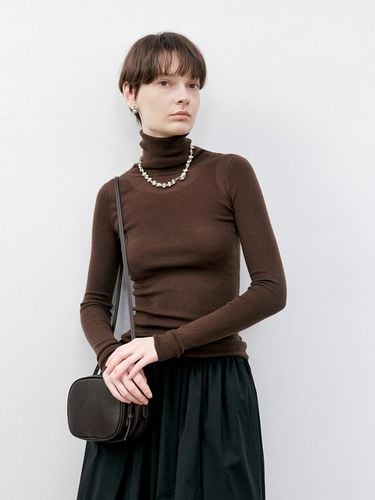 TG_Slim turtleneck knit top_3color - tageechita - Modalova