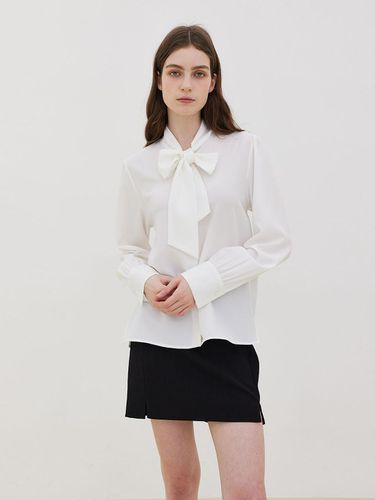 Two Way Tie Blouse - White - LESEIZIEME - Modalova