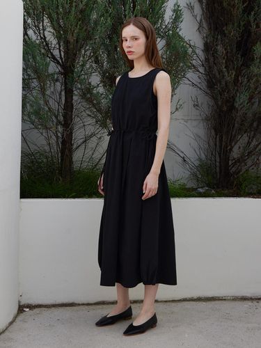 Drawstring sleeveless long dress - LESEIZIEME - Modalova