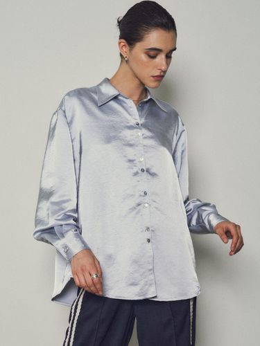 Glossy Overfit Satin Shirts_CTT335() - CITTA - Modalova