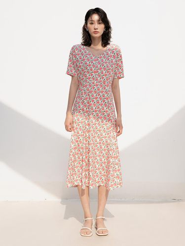 Pattern Square Neck Flare Long Dress [Ivory] - REORG - Modalova