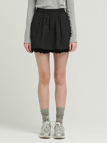 Lace Festive Layered Skort_BLACK - MARILUZ - Modalova