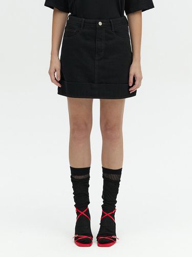 TURN UP MINI DENIM SKIRT_BLACK - L’H.A.S - Modalova