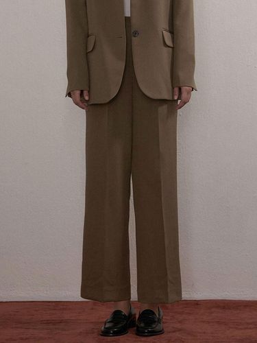 PIN TUCK SLACKS BEIGE - camino - Modalova