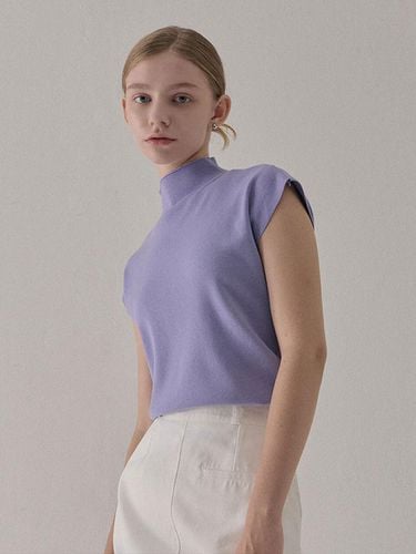 HALF TURTLE NECK CAP SLEEVE KNIT LIGHT PURPLE - camino - Modalova