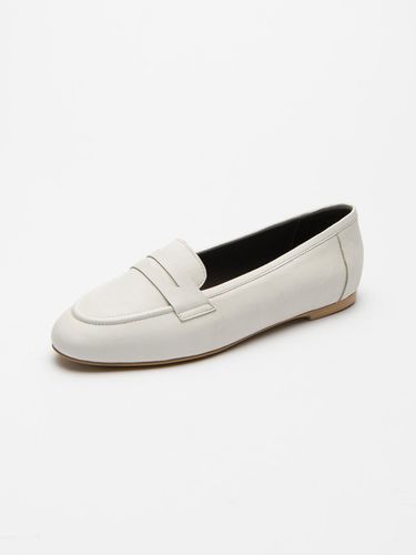 Dani Flat-off white - SEONG YUN JOO - Modalova