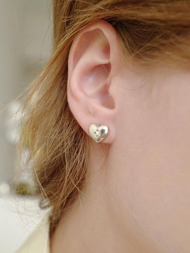 Starry balloon heart earring - fiore - Modalova