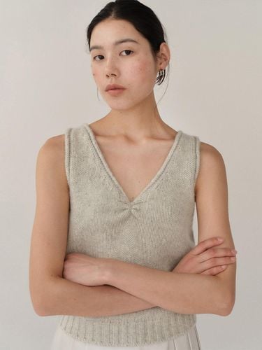 FW24 Aileen Vest Chalk - KINDERSALMON - Modalova