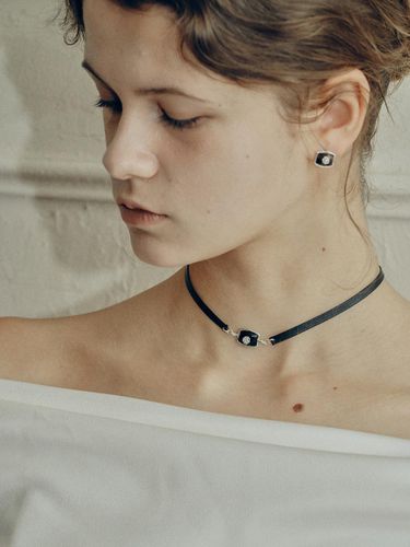 Black coat of arms choker Necklace - FADEMINE - Modalova