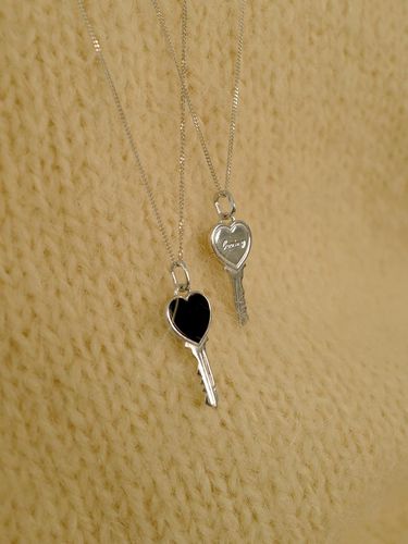 Stone heart key long necklace (silver) - fiore - Modalova