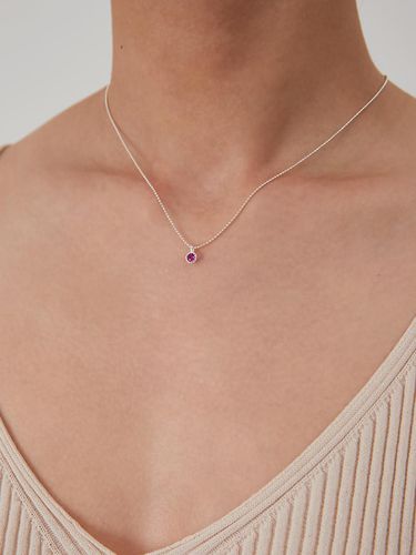 Essential Color Point Necklace (5colors) - TIEDE - Modalova