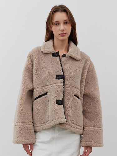 Cozy Sherpa Jacket_BEIGE - MARILUZ - Modalova