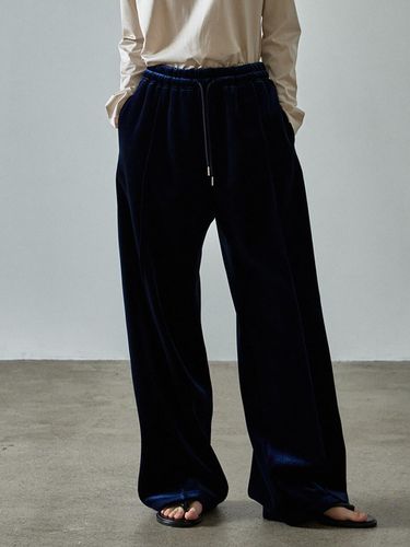 Relaxed Velvet Pants - Navy - FACADE PATTERN - Modalova