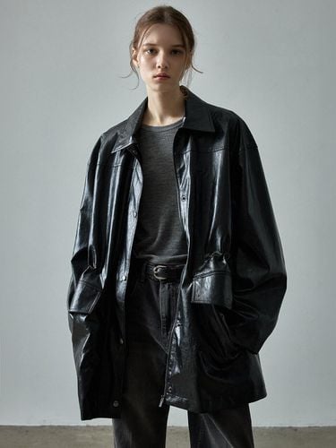 Leather Utility Jacket - Black - FACADE PATTERN - Modalova