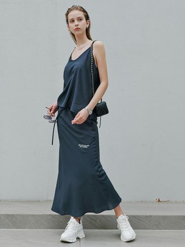 Silky Lettering Long Skirt [2color] - SY2C - Modalova