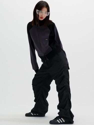 SHIRRING NYLON PARACHUTE PANTS [] - runningHIGH - Modalova