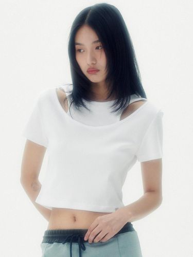 INCISION CROP H/S TEE [WHITE] - runningHIGH - Modalova