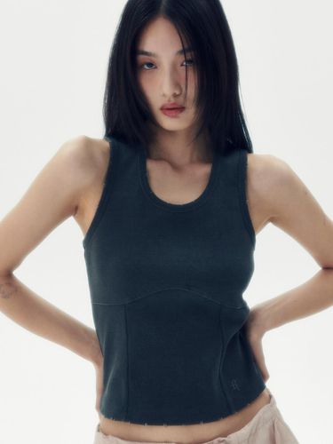 WASHED RACERBACK TOP [CHARCOAL] - runningHIGH - Modalova